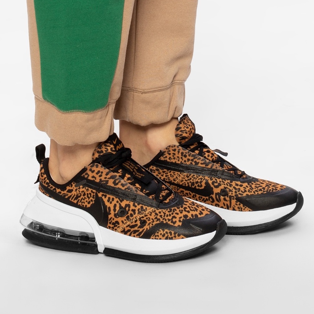 Nike Air Max Up Leopard Sneakers Size 9.5 NEW